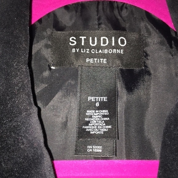 Black velvet blazer-Studio by Liz Claiborne petite - Picture 3 of 7